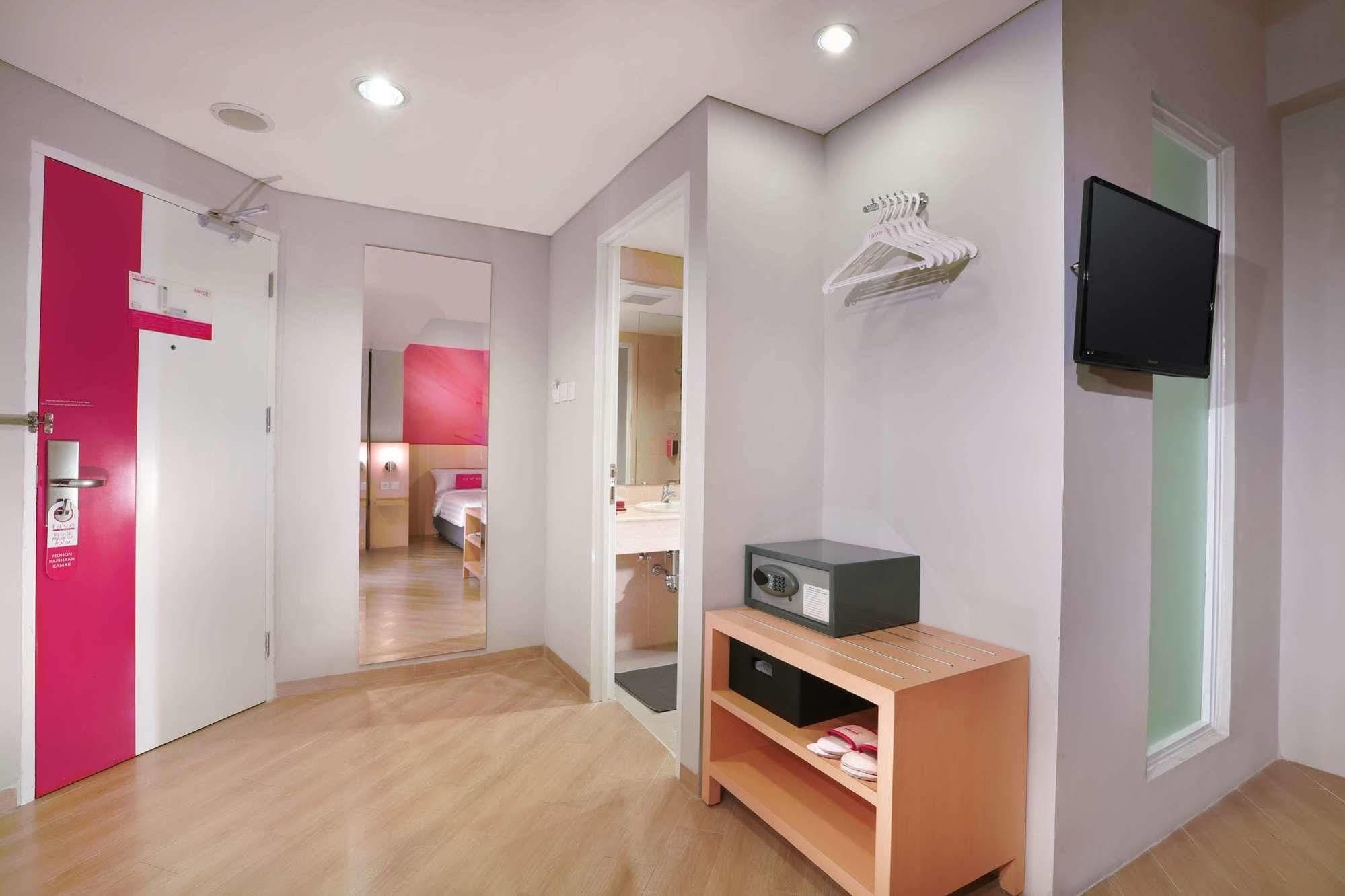 Favehotel Jababeka Cikarang Buitenkant foto